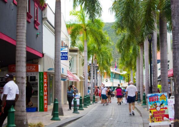 Exquisite Taxi & VIP Services – Taxi 421