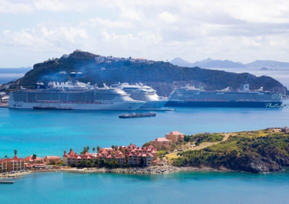 Exquisite Taxi & VIP Services – Taxi 421