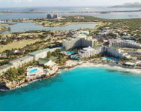 Maho_Beach_area