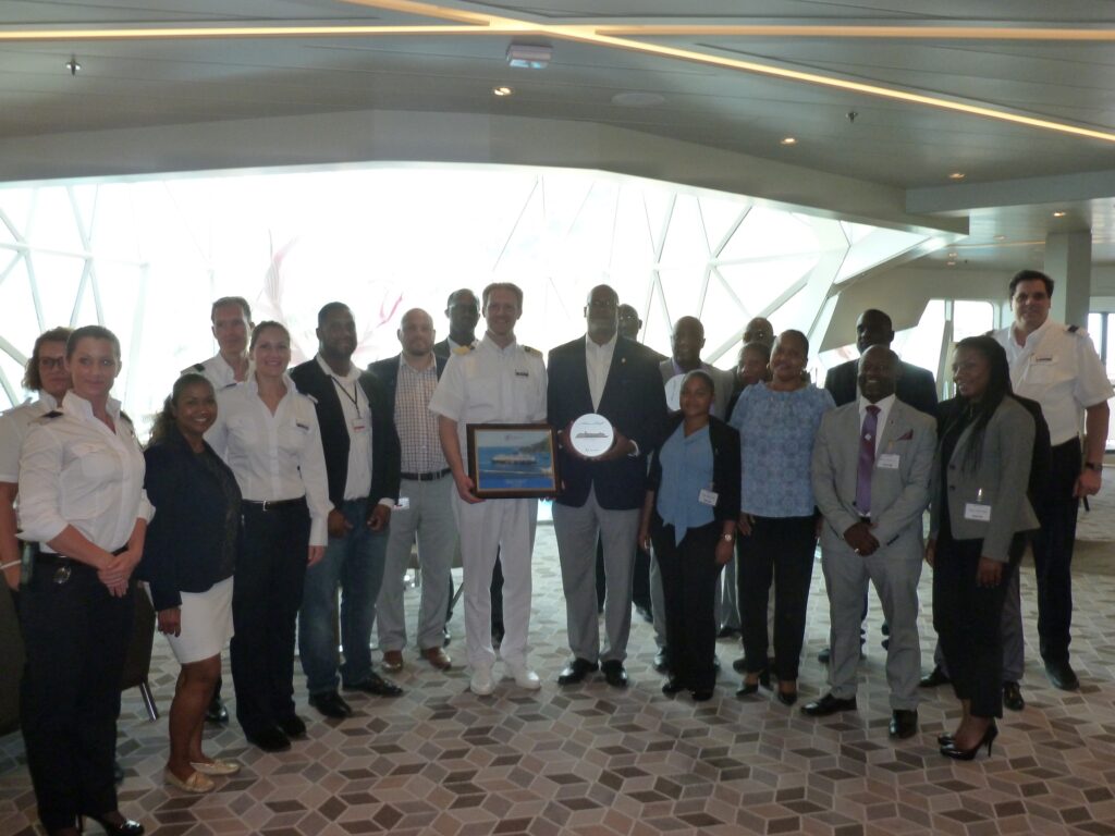 Mein Schiff 6 Group pix